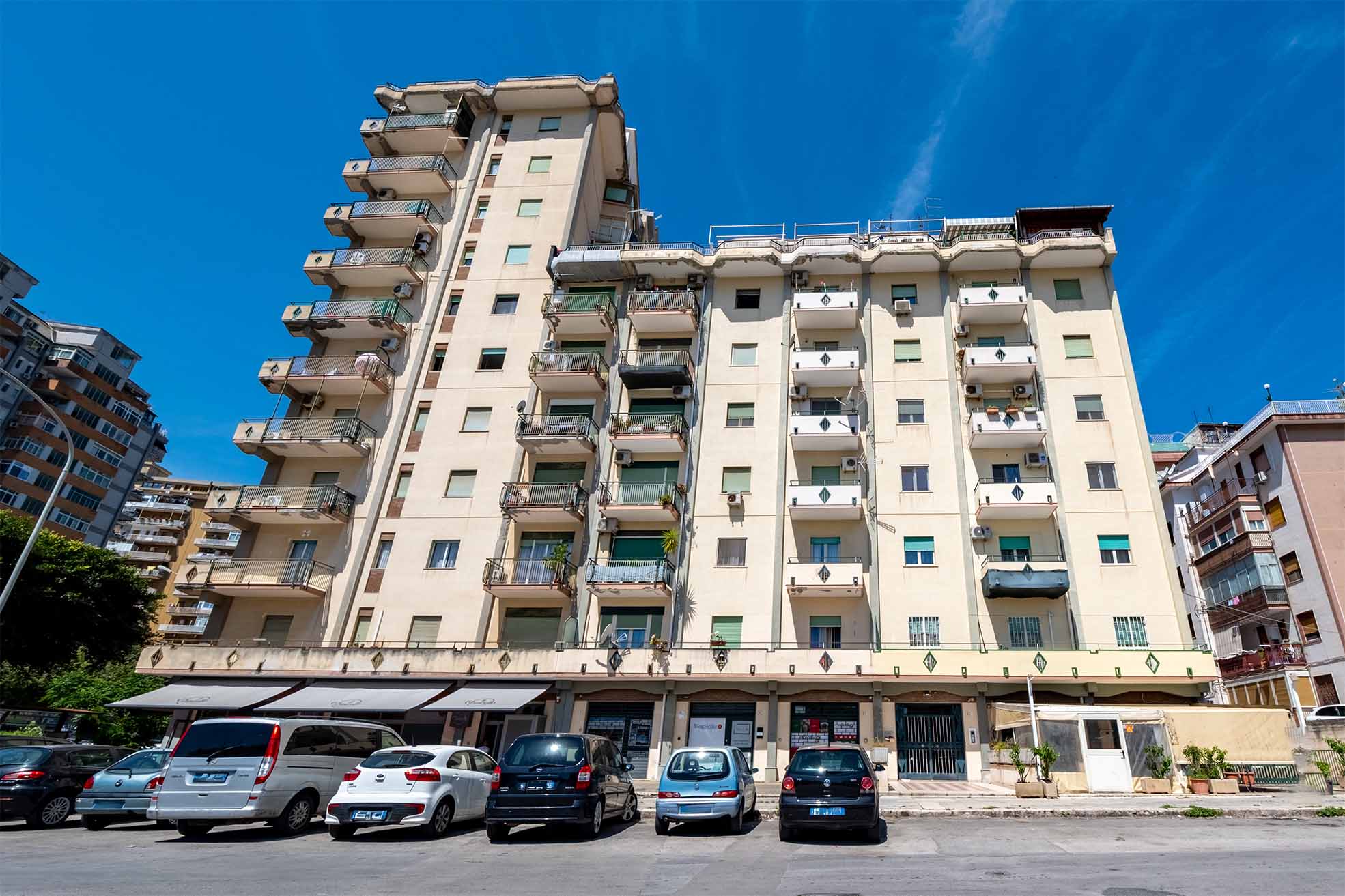 Ammiraglio Rizzo appartamento 110 mq vista mare